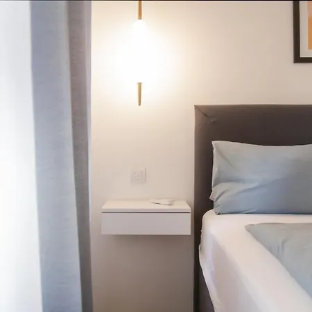 דירה Supernova Deluxe נובי סאד