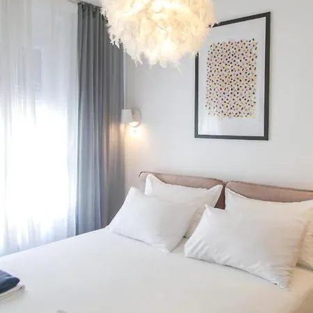 Supernova Deluxe Apartman *